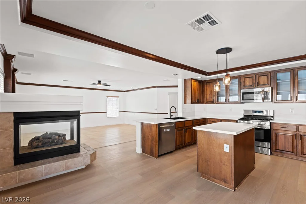 10831 Tawny Buck, Las Vegas, NV 89183