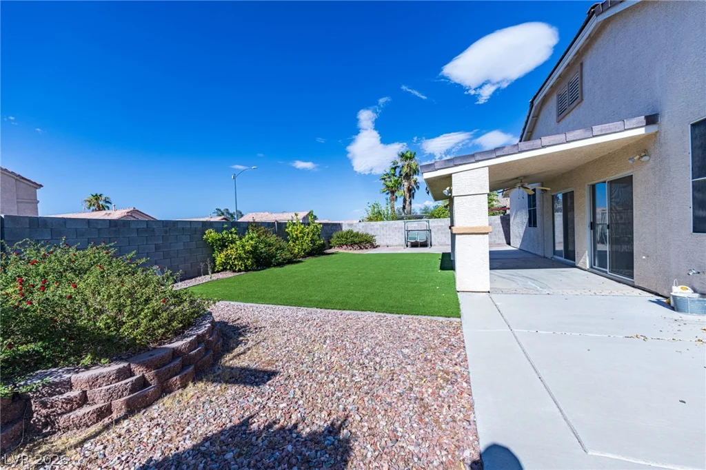 9612 Cherry Canyon, Las Vegas, NV 89129