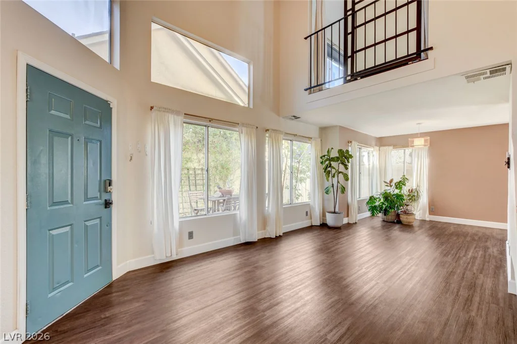 6568 Lombard, Las Vegas, NV 89108