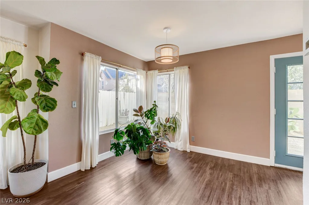 6568 Lombard, Las Vegas, NV 89108