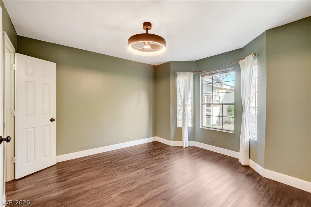 6568 Lombard, Las Vegas, NV 89108