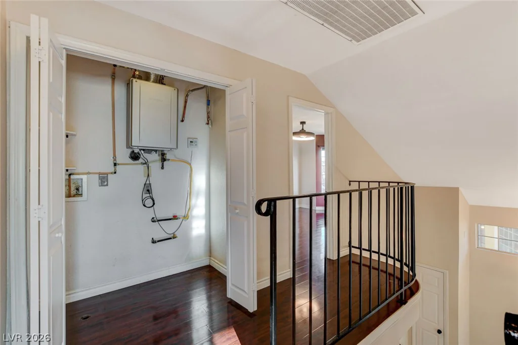 6568 Lombard, Las Vegas, NV 89108