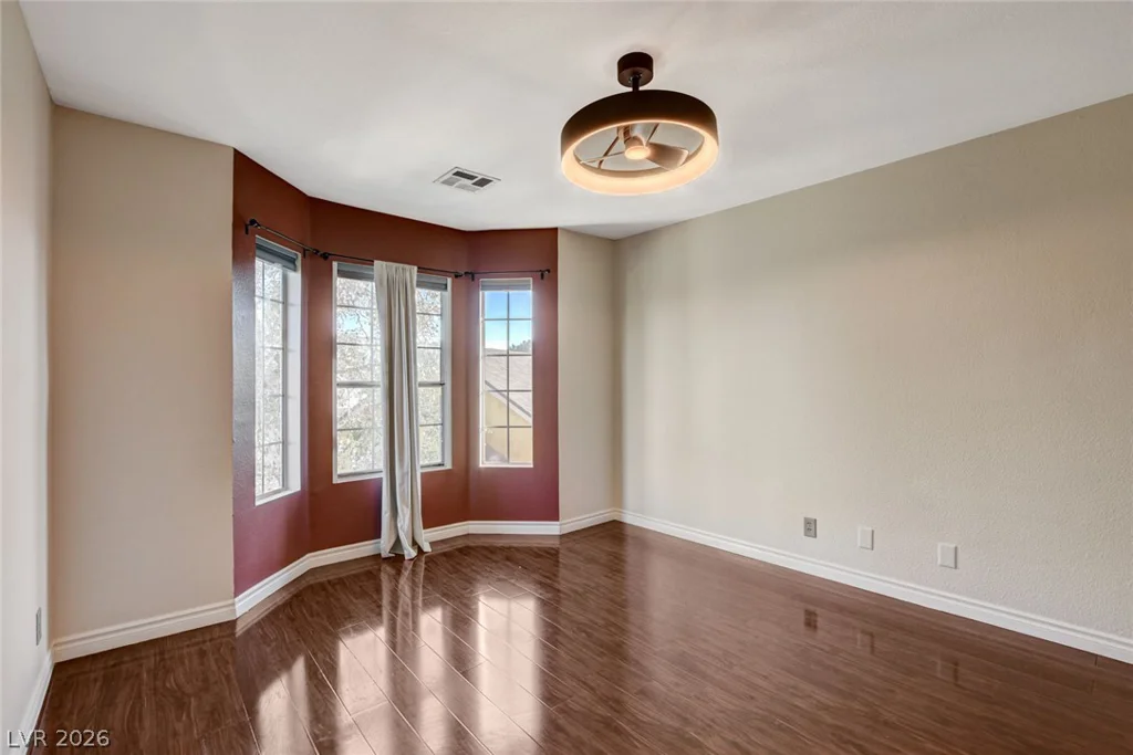 6568 Lombard, Las Vegas, NV 89108