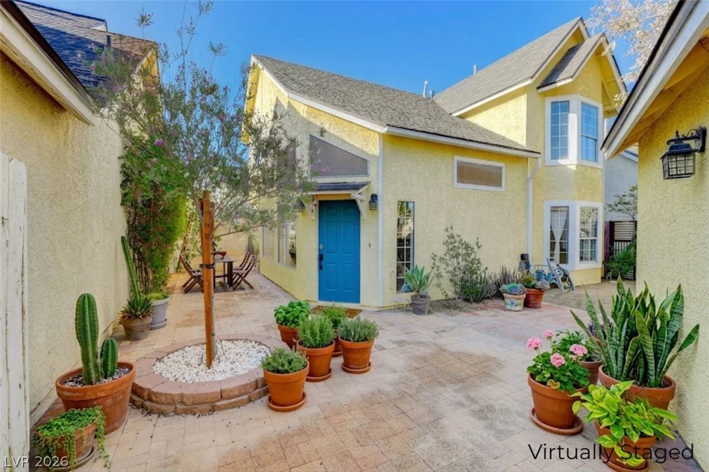 6568 Lombard, Las Vegas, NV 89108