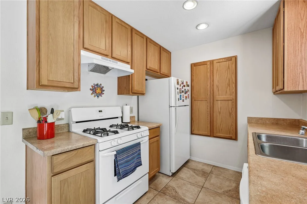 505 Greasewood, Las Vegas, NV 89110