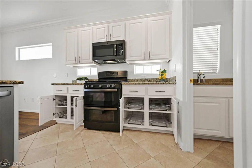 2768 White Sage, Henderson, NV 89052