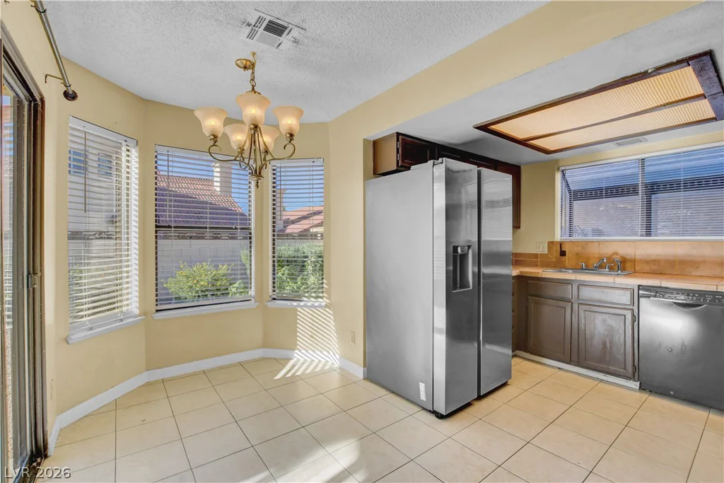 6440 Hartwood, Las Vegas, NV 89108