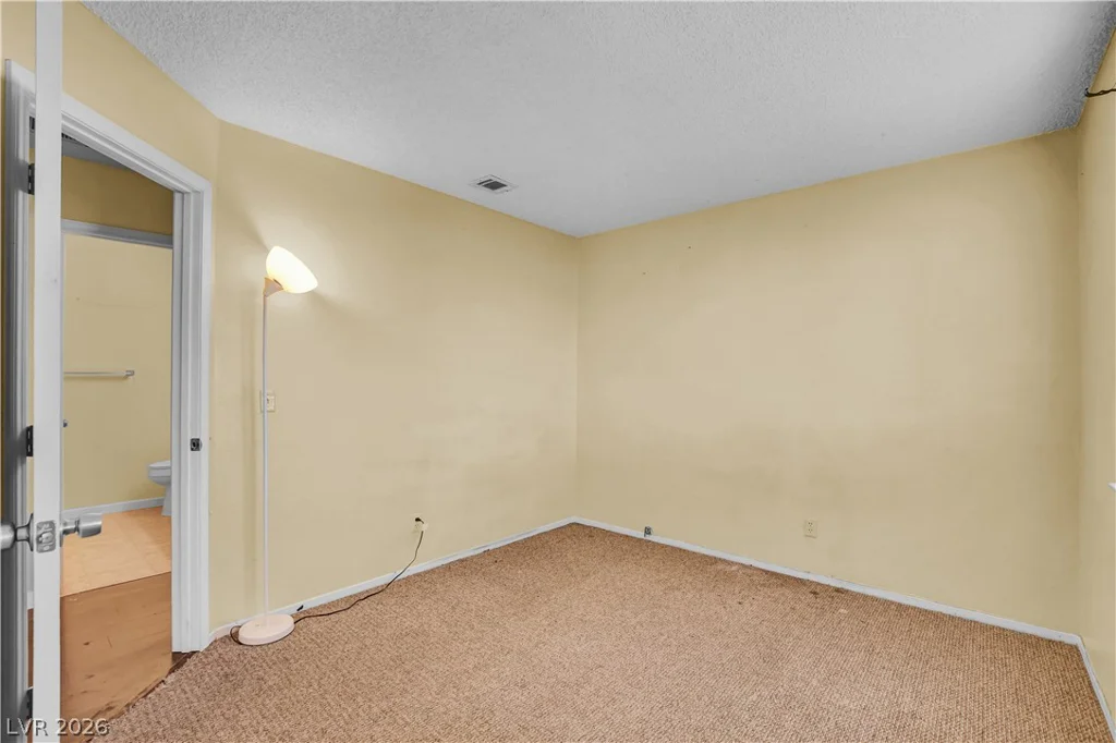 6440 Hartwood, Las Vegas, NV 89108