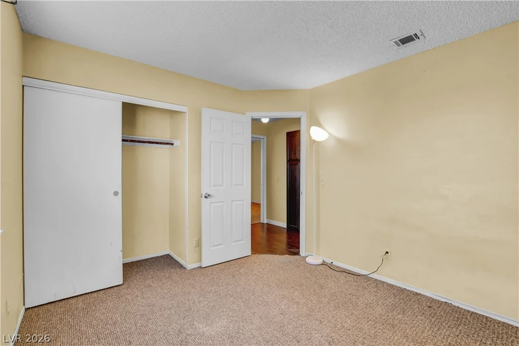 6440 Hartwood, Las Vegas, NV 89108