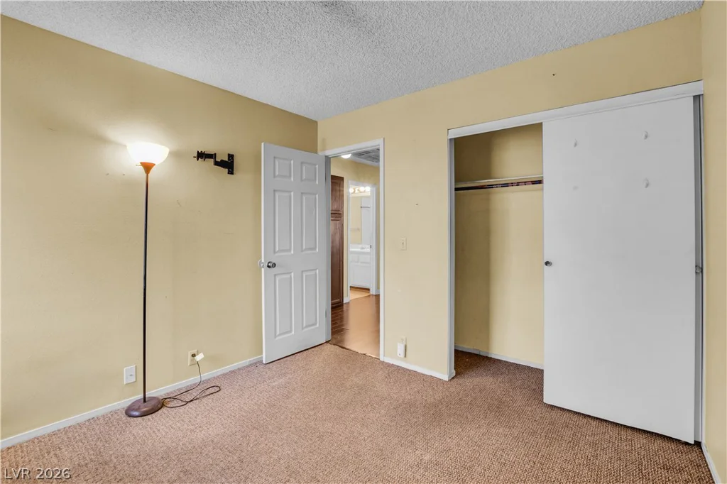 6440 Hartwood, Las Vegas, NV 89108