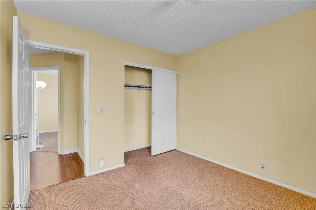 6440 Hartwood, Las Vegas, NV 89108