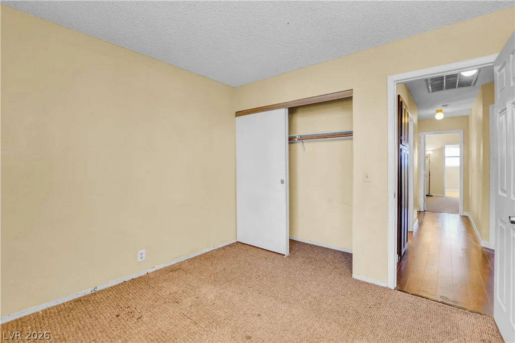 6440 Hartwood, Las Vegas, NV 89108