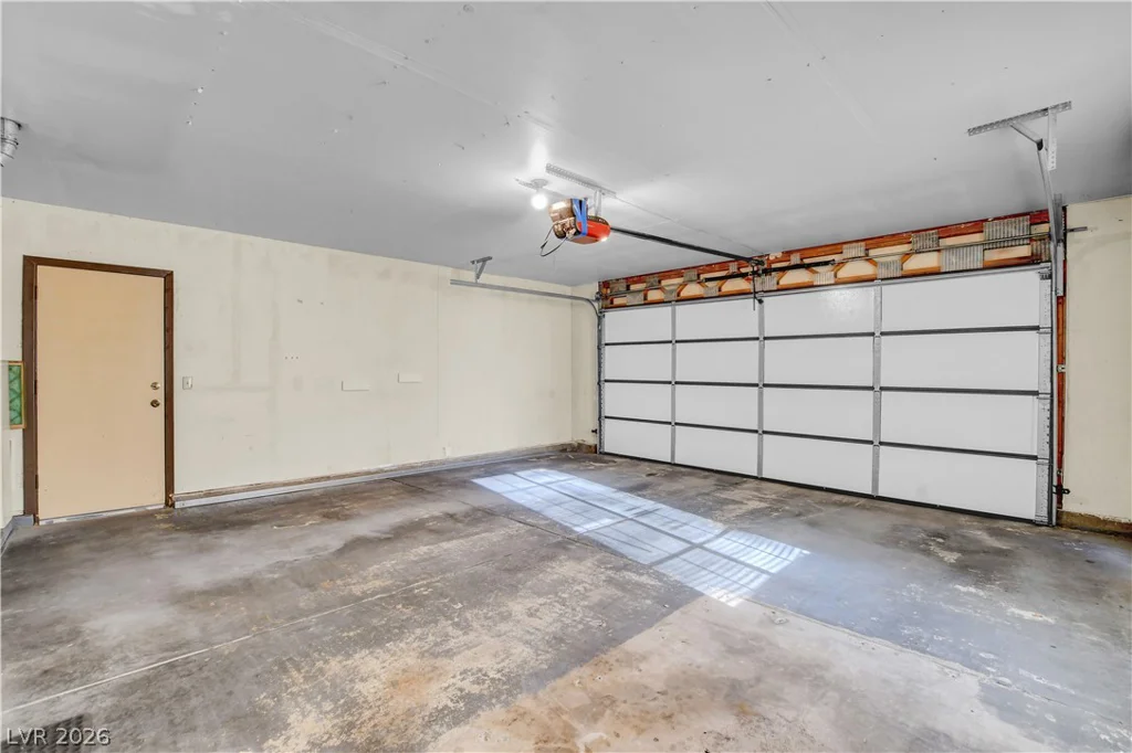 6440 Hartwood, Las Vegas, NV 89108