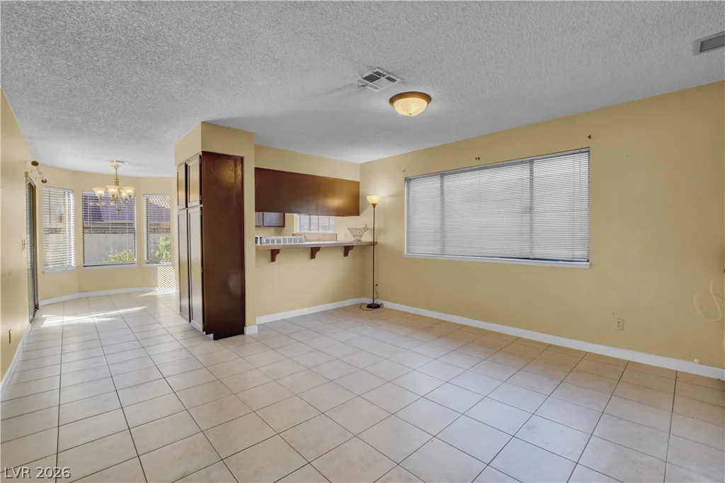 6440 Hartwood, Las Vegas, NV 89108