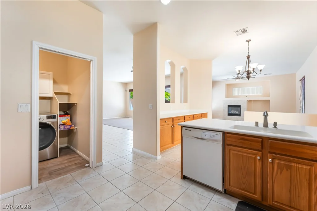 6223 Gentle Waters, Las Vegas, NV 89110