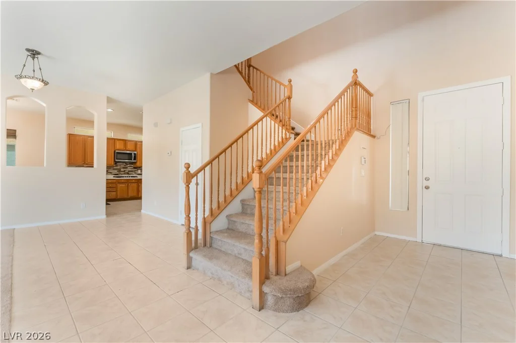 6223 Gentle Waters, Las Vegas, NV 89110