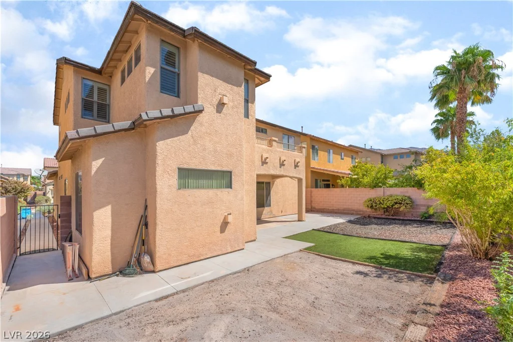 6223 Gentle Waters, Las Vegas, NV 89110