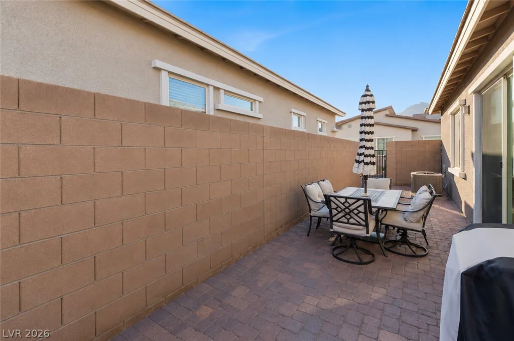 912 Allister Fields, Las Vegas, NV 89138
