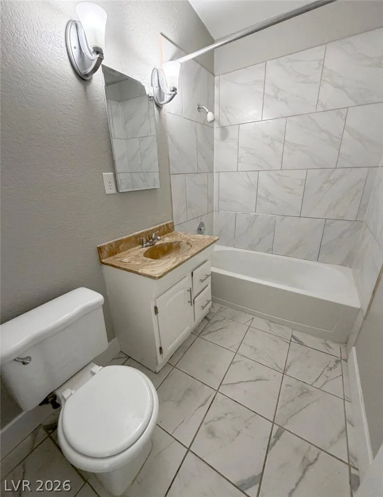 2624 Reynolds, North Las Vegas, NV 89030