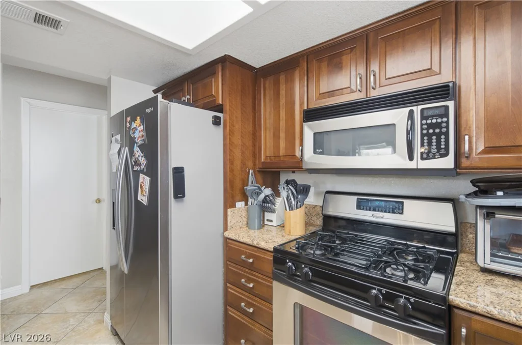 8325 Classic Villa, Las Vegas, NV 89128