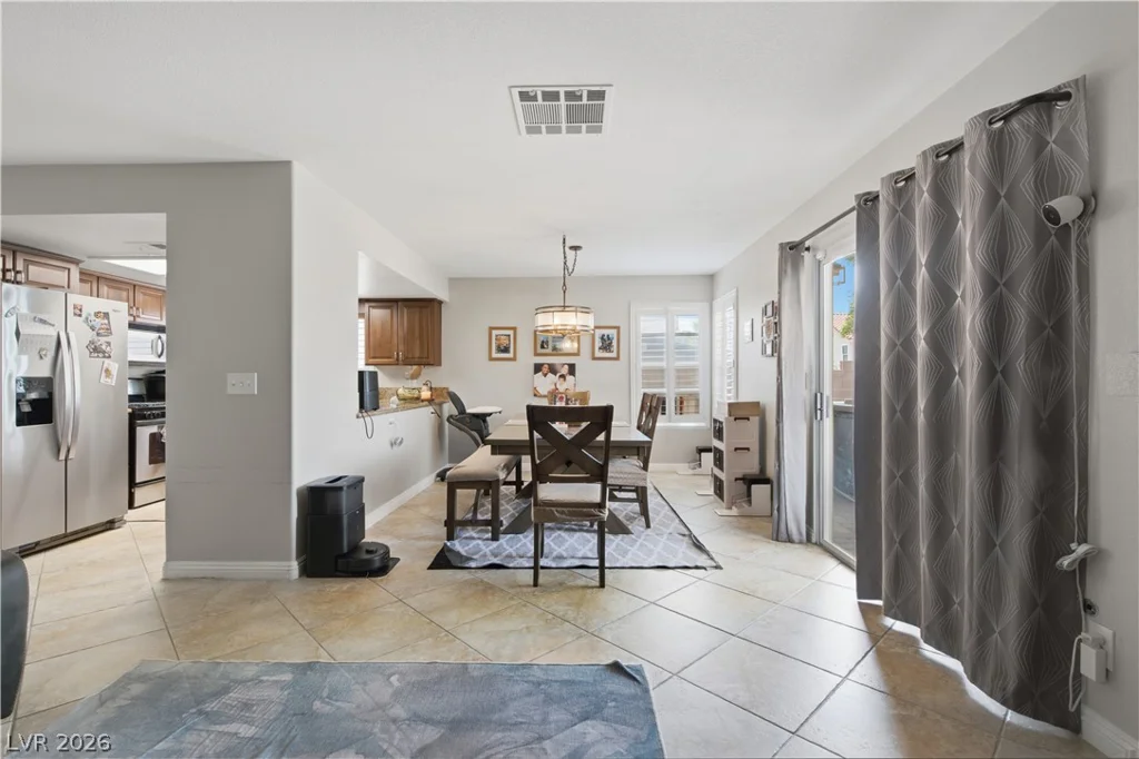 8325 Classic Villa, Las Vegas, NV 89128