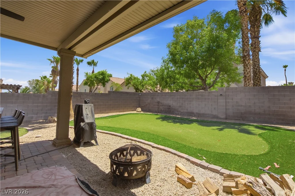 8325 Classic Villa, Las Vegas, NV 89128