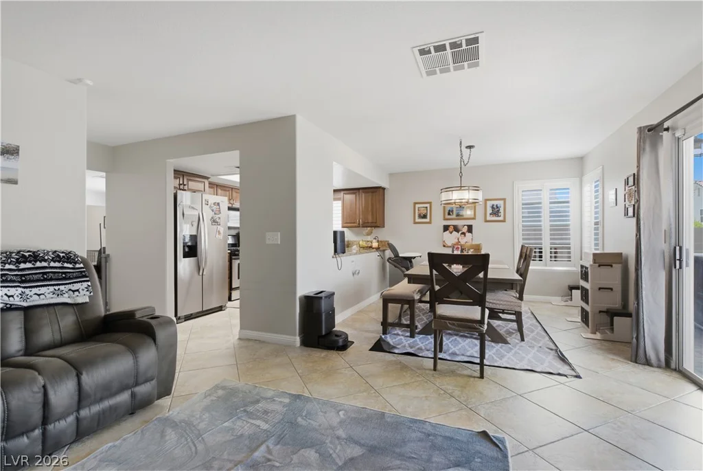 8325 Classic Villa, Las Vegas, NV 89128