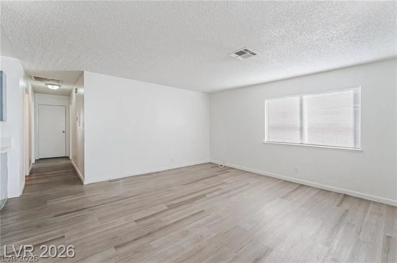 6982 Hopkins, Las Vegas, NV 89156