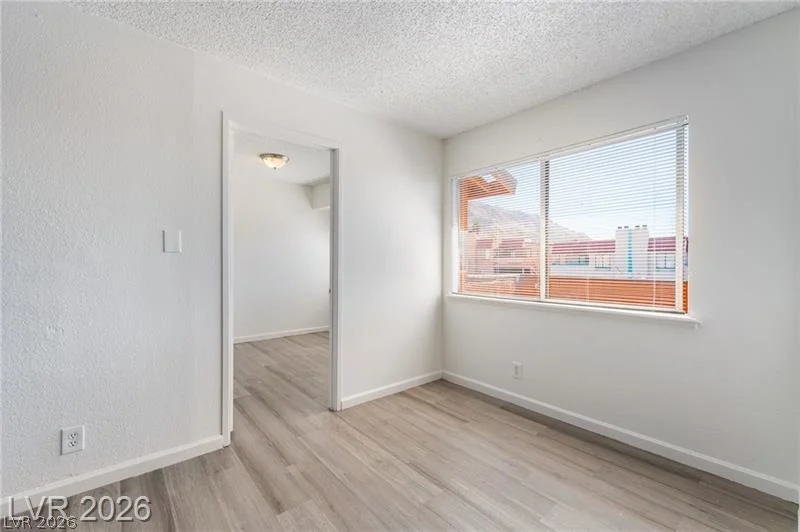 6982 Hopkins, Las Vegas, NV 89156