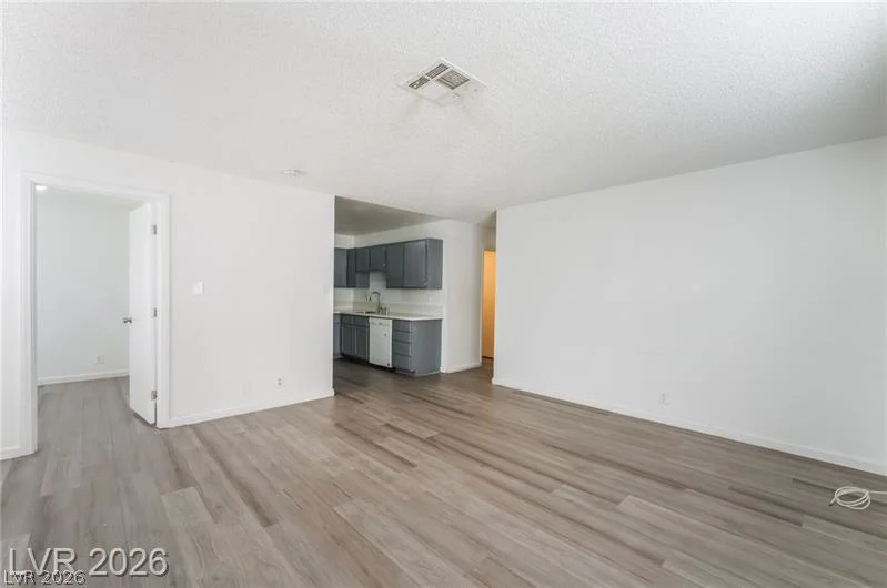 6982 Hopkins, Las Vegas, NV 89156