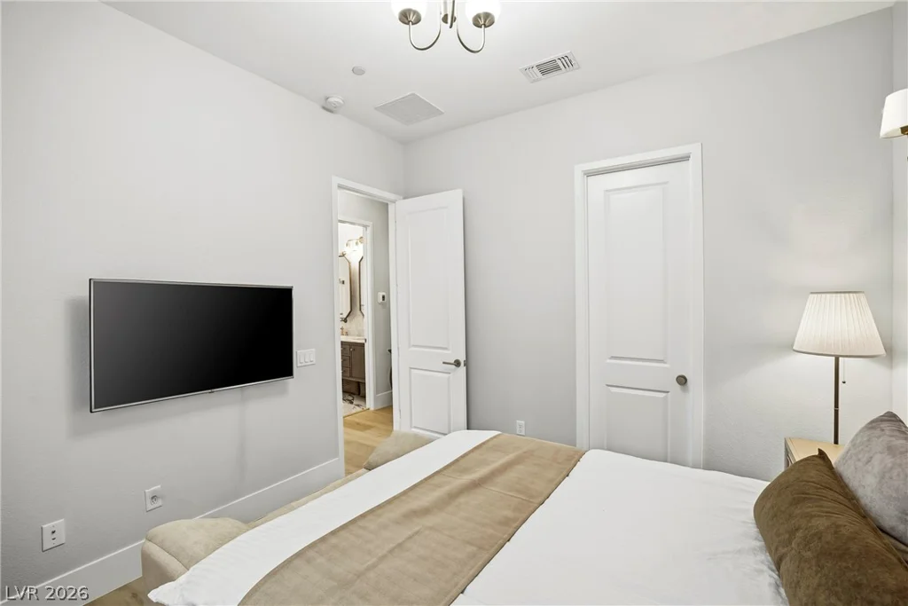 11162 Concord Valley, Las Vegas, NV 89135