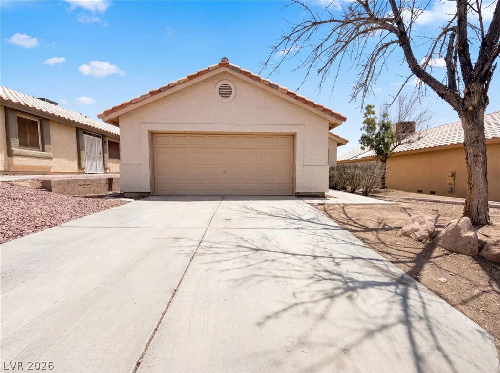 6547 Grand Oaks, Las Vegas, NV 89156