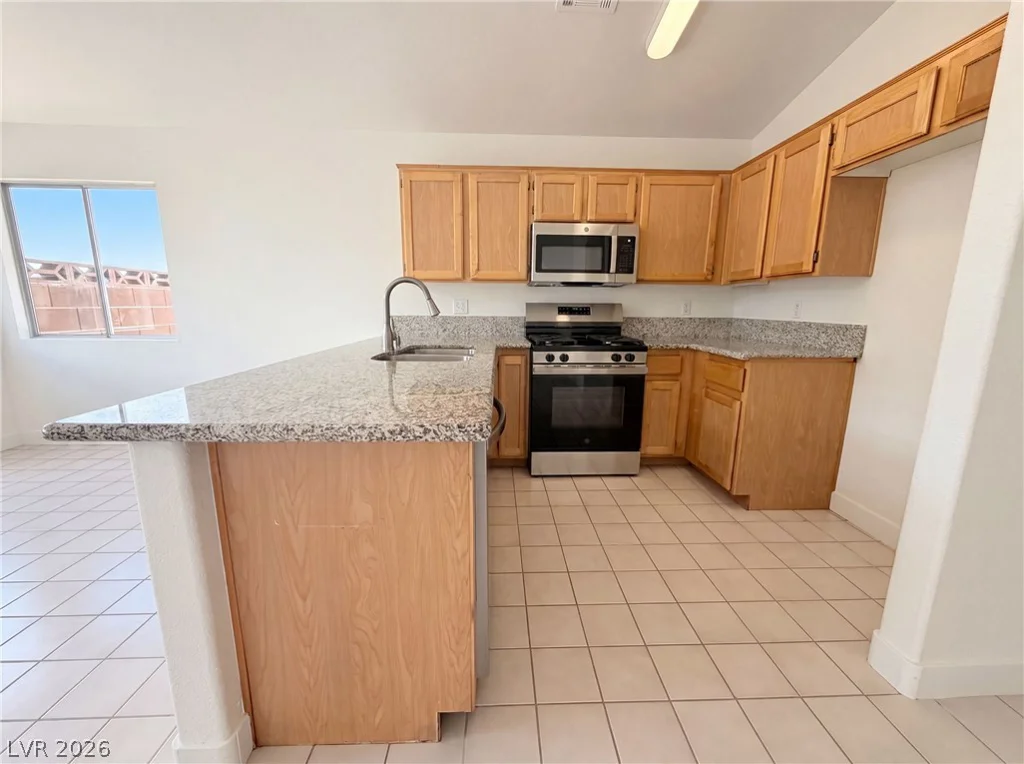 6547 Grand Oaks, Las Vegas, NV 89156