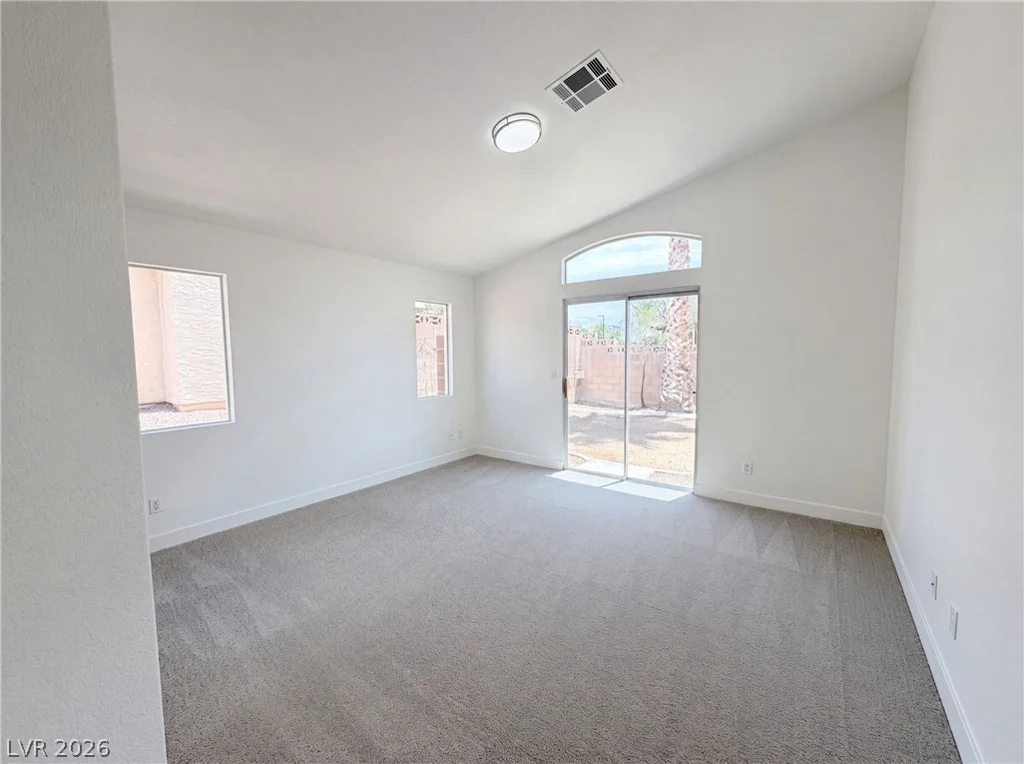 6547 Grand Oaks, Las Vegas, NV 89156