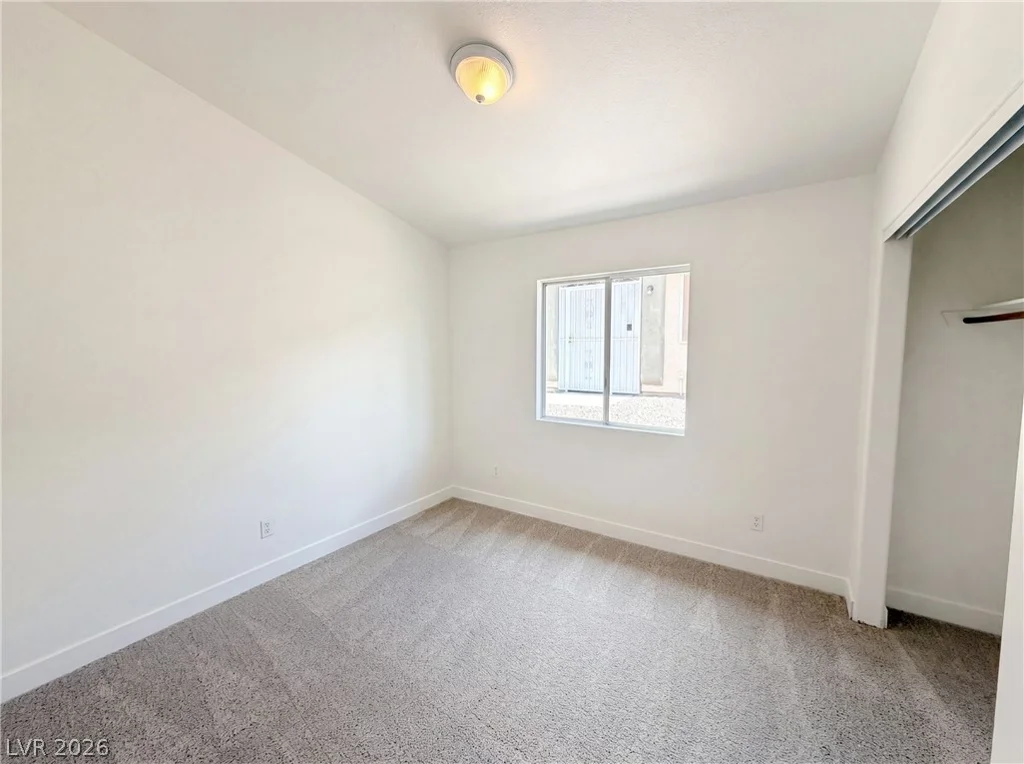 6547 Grand Oaks, Las Vegas, NV 89156