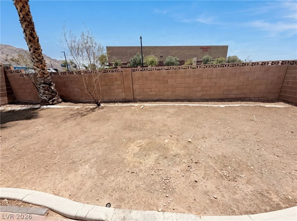 6547 Grand Oaks, Las Vegas, NV 89156