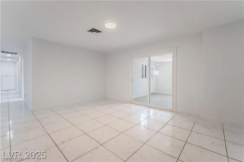 5317 Lytton, Las Vegas, NV 89146