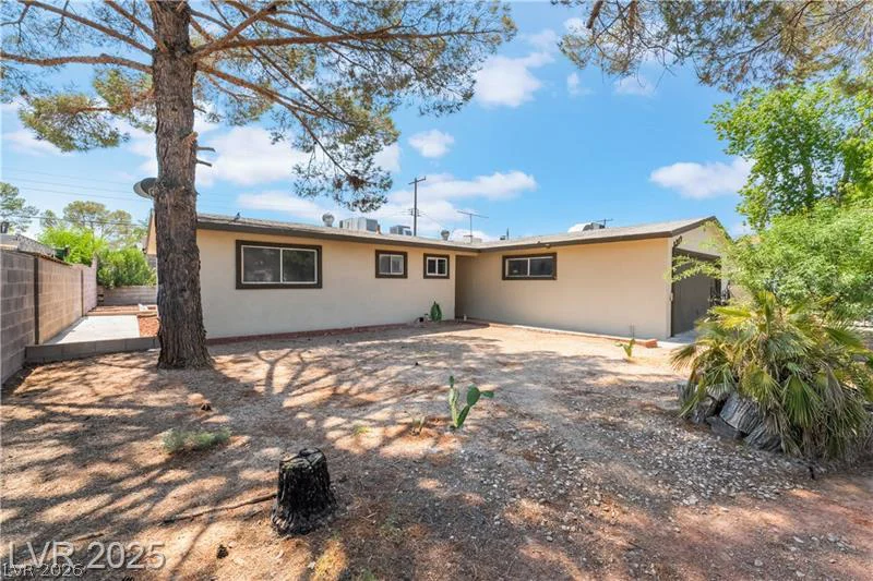 5317 Lytton, Las Vegas, NV 89146