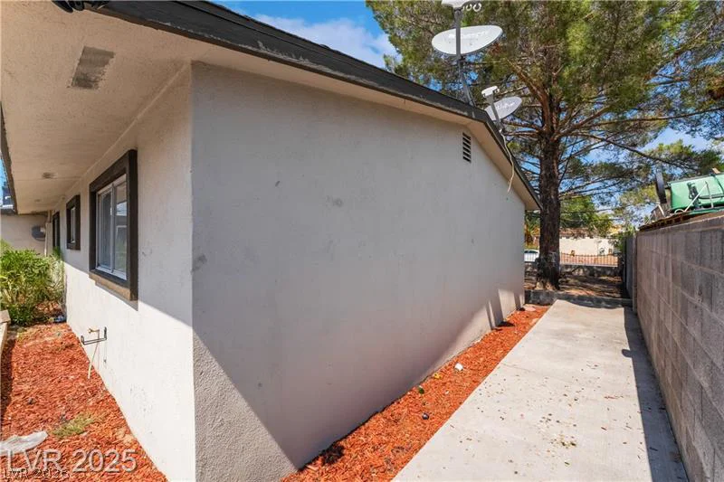 5317 Lytton, Las Vegas, NV 89146