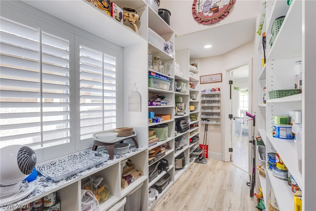 3512 Mastercraft, North Las Vegas, NV 89031