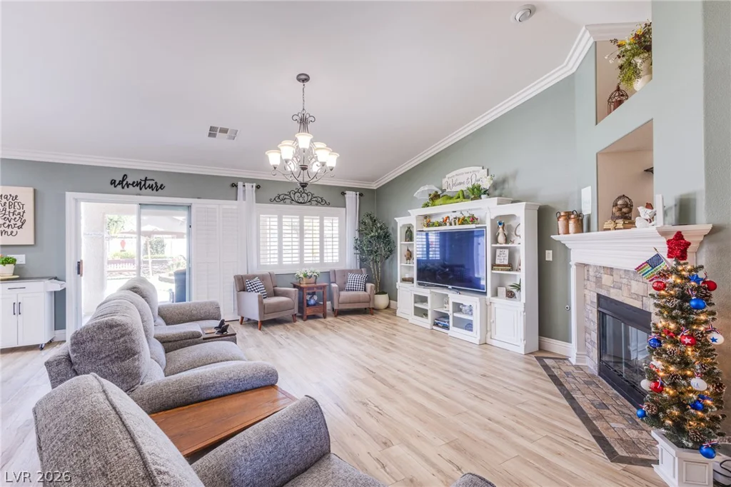 3512 Mastercraft, North Las Vegas, NV 89031