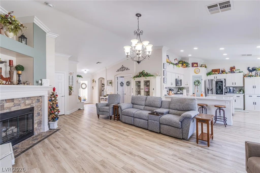3512 Mastercraft, North Las Vegas, NV 89031