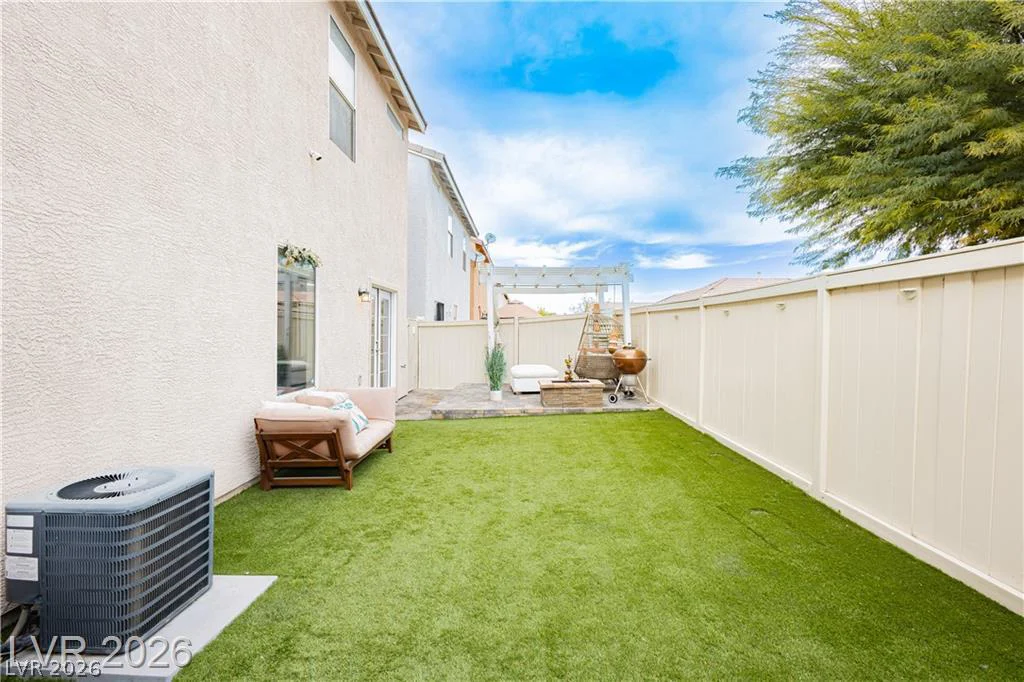 2054 Seattle Shore, Las Vegas, NV 89115