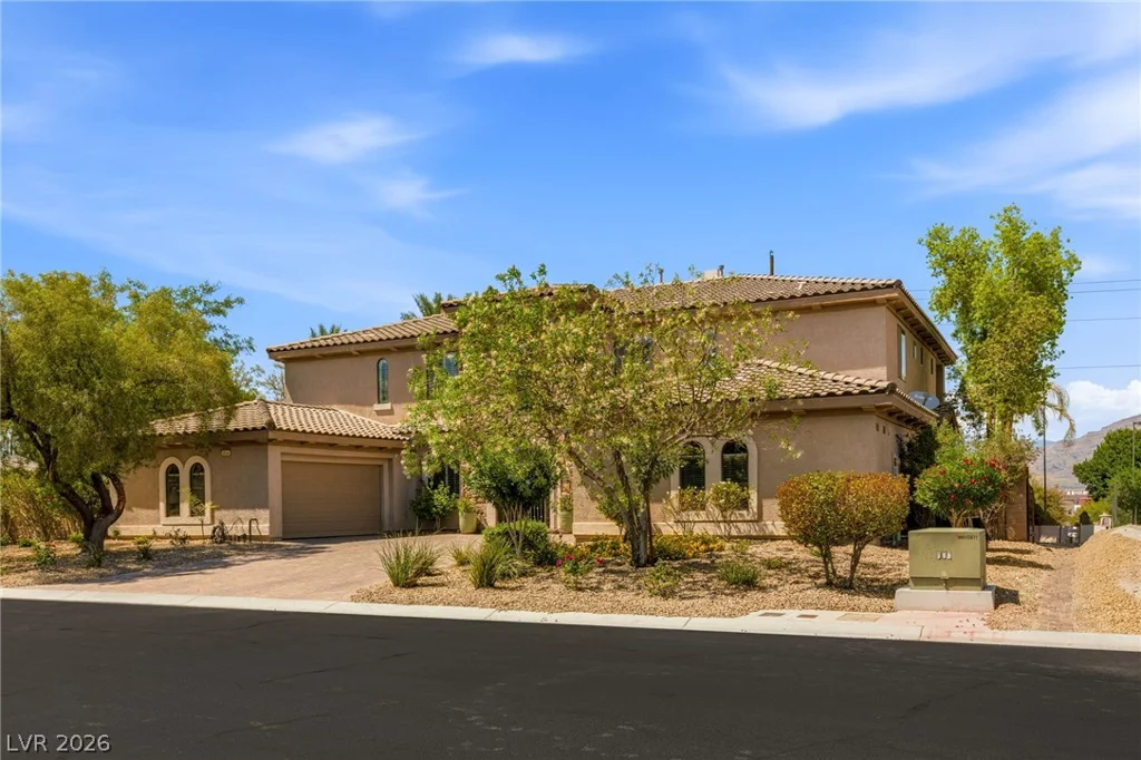 6644 Natalia, Las Vegas, NV 89130