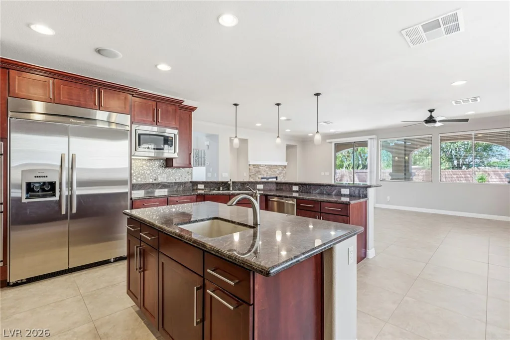 6644 Natalia, Las Vegas, NV 89130