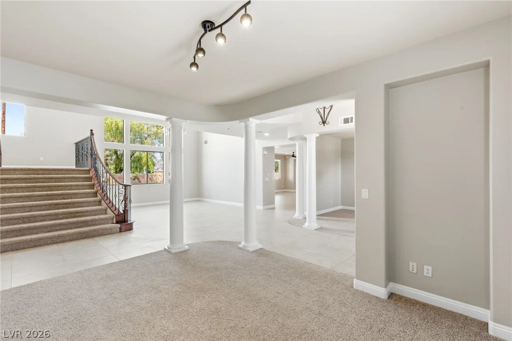 6644 Natalia, Las Vegas, NV 89130