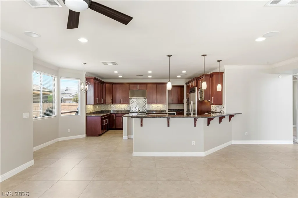 6644 Natalia, Las Vegas, NV 89130
