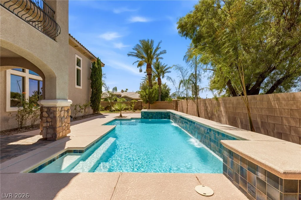 6644 Natalia, Las Vegas, NV 89130