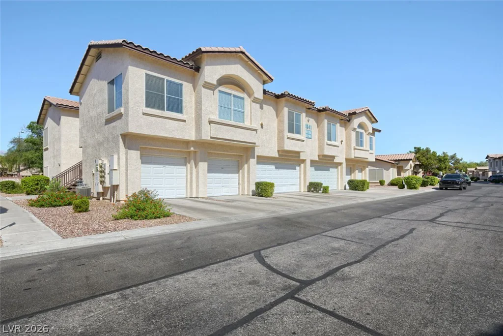 4941 Black Bear, Las Vegas, NV 89149