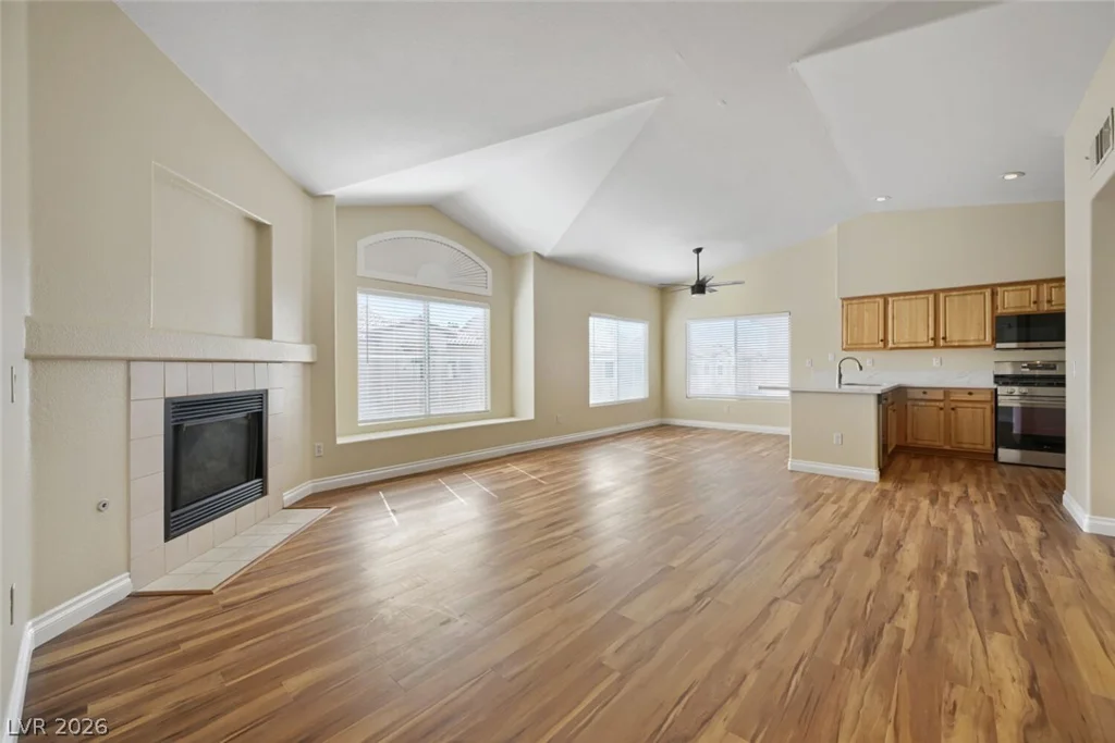 4941 Black Bear, Las Vegas, NV 89149